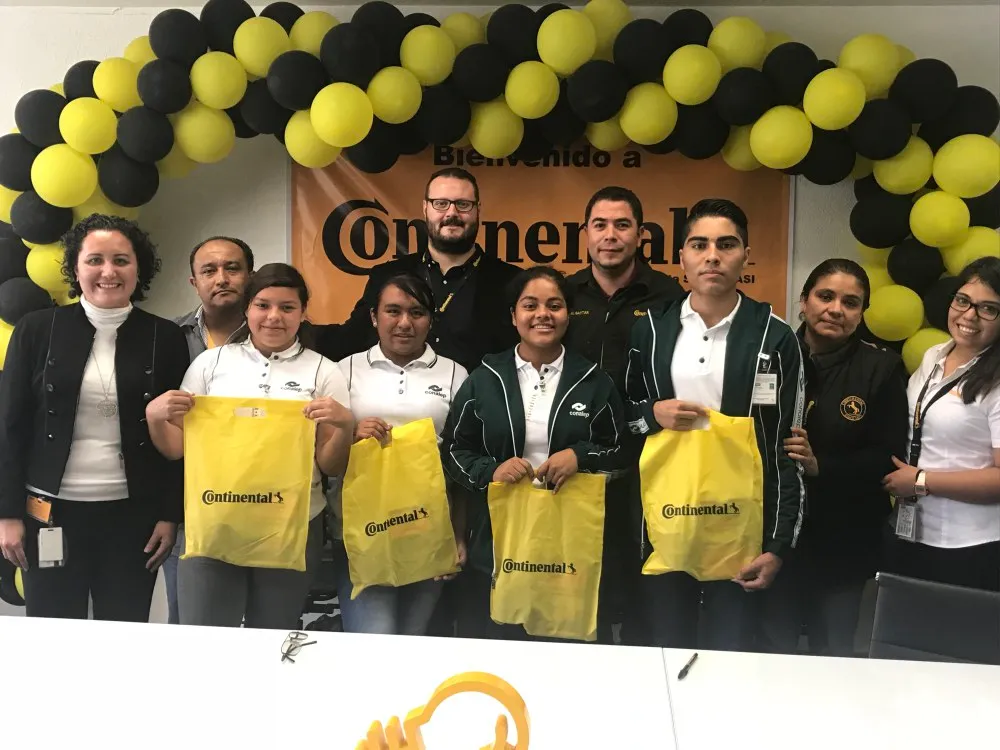 Continental México implementa modelo de educación dual