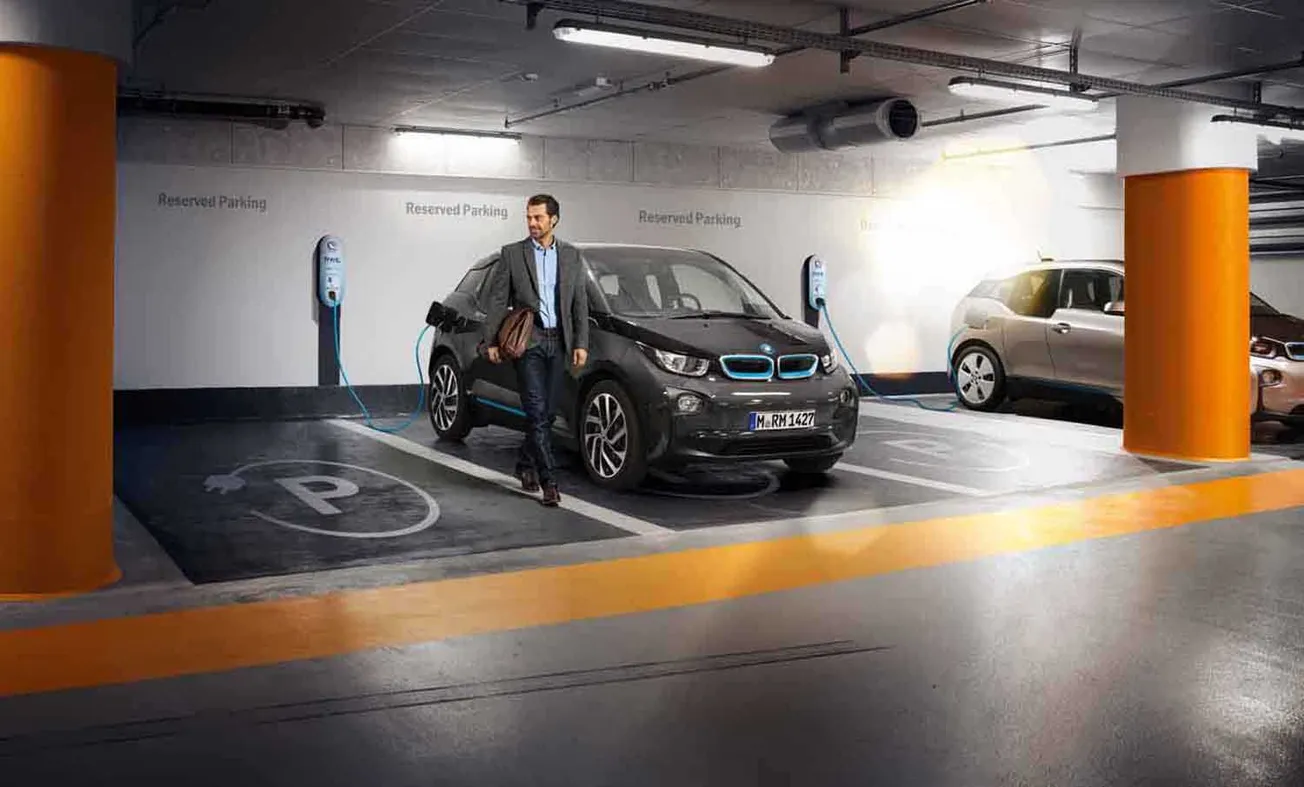 NISSAN y BMW impulsan electromovilidad en México