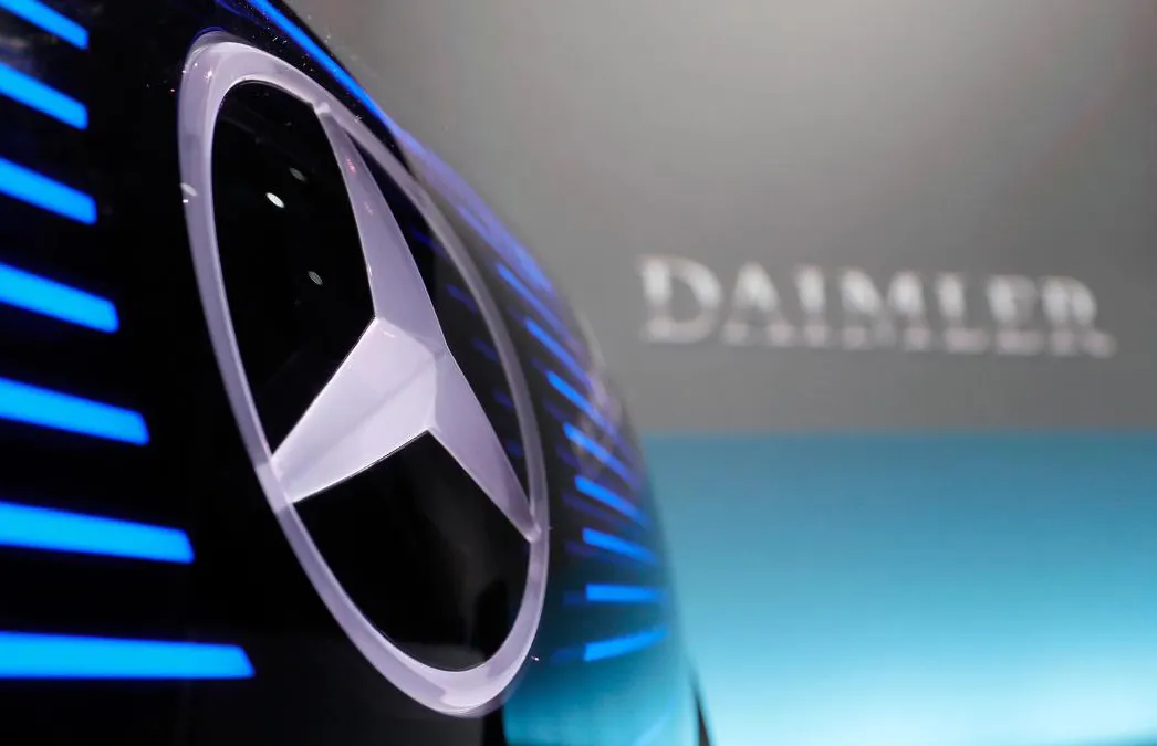 Daimler inicia construcción de planta de baterías en Alemania