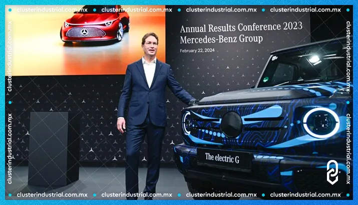 Mercedes-Benz retrasa su objetivo de electrificación y refuerza autos con motores de combustión