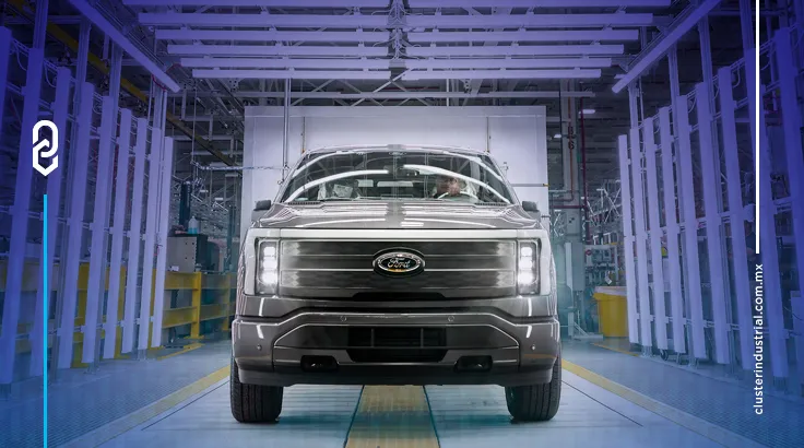 Ford inicia producción de F-150 Lightning: la pick-up favorita de EU