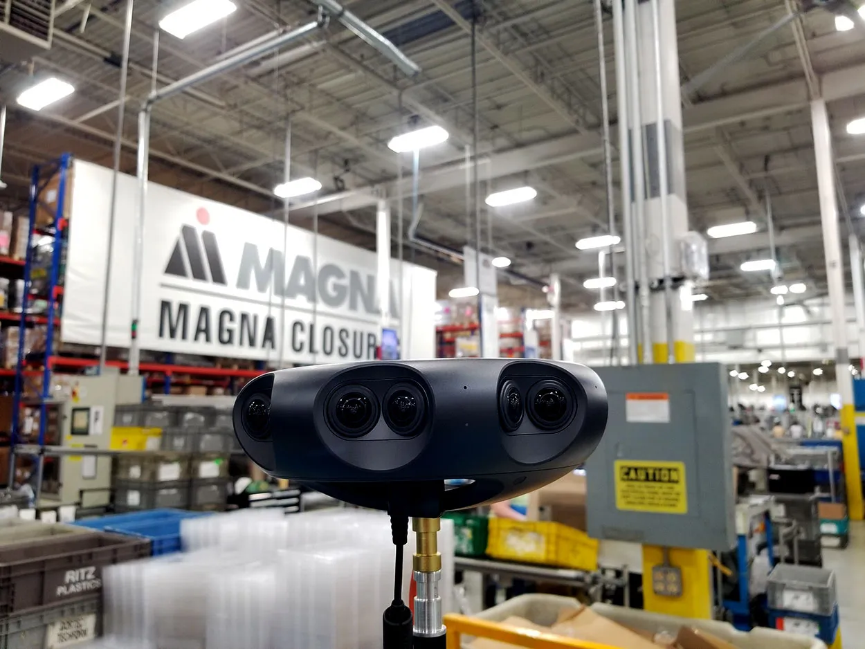 Magna usa visores de VR para diseñar autopartes